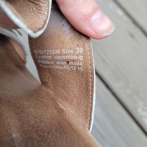 Dansko Jessie White Leather Cream Houndstooth 2 Strap Buckle Heeled Sandals 39 - Picture 8 of 9